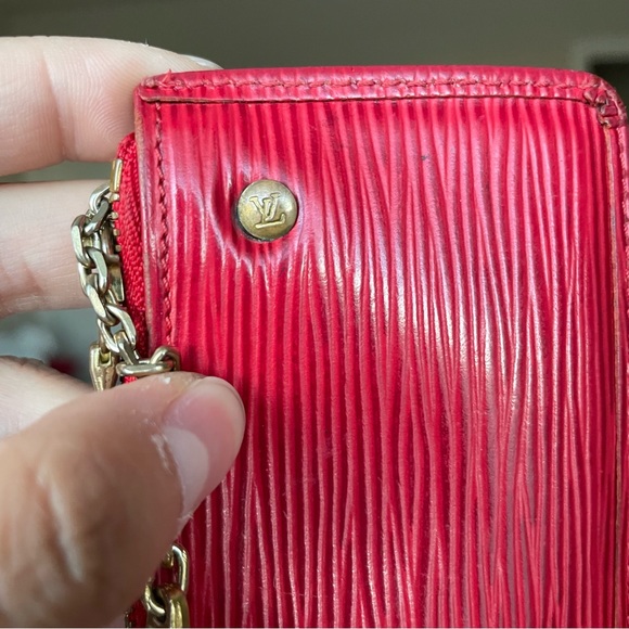 Louis Vuitton Red Epi Key Cles - Picture 5 of 16